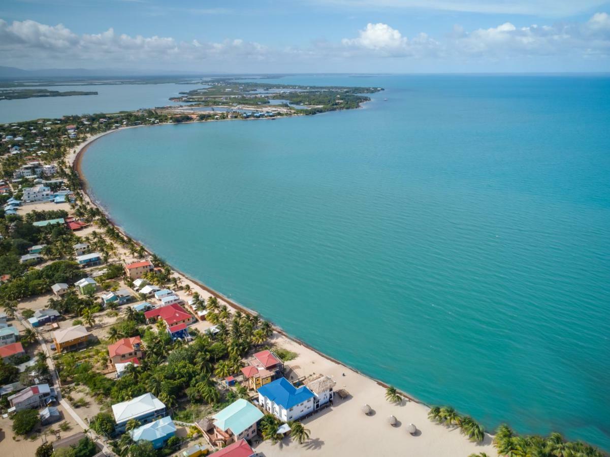 Ocean Breeze Hotel Placencia Exterior photo